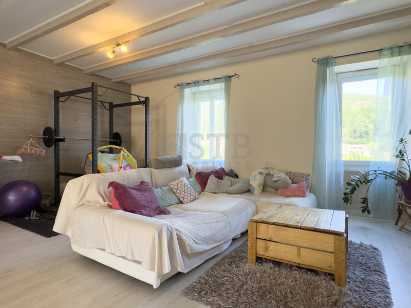 Maison de village - 130 m² - 4 pièces