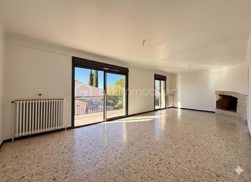 Maison traditionnelle - 175 m² - 7 pièces