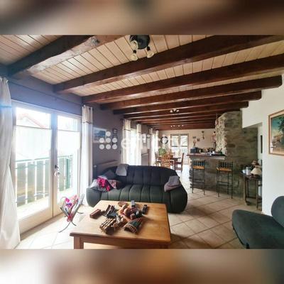Maison - 146 m² - 5 pièces