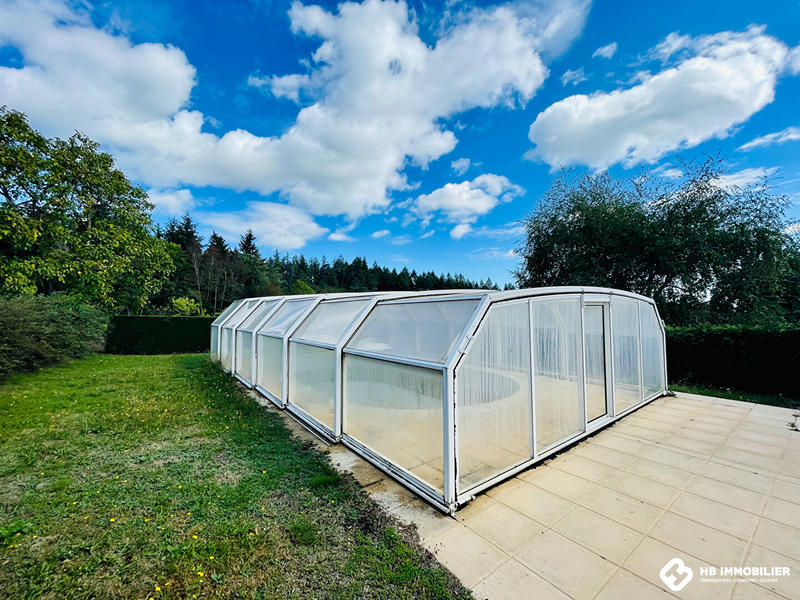 Maison - 196 m² - 11 pièces