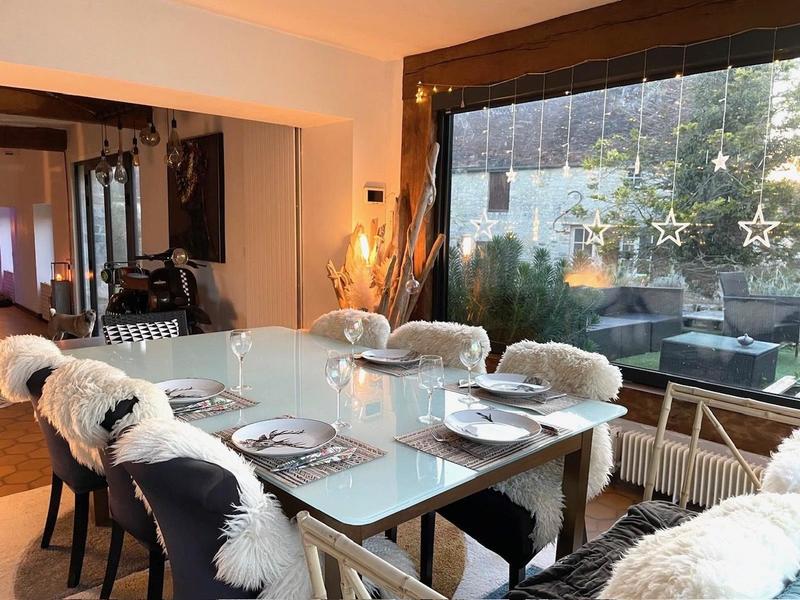 Maison ancienne - 340 m² - 12 pièces