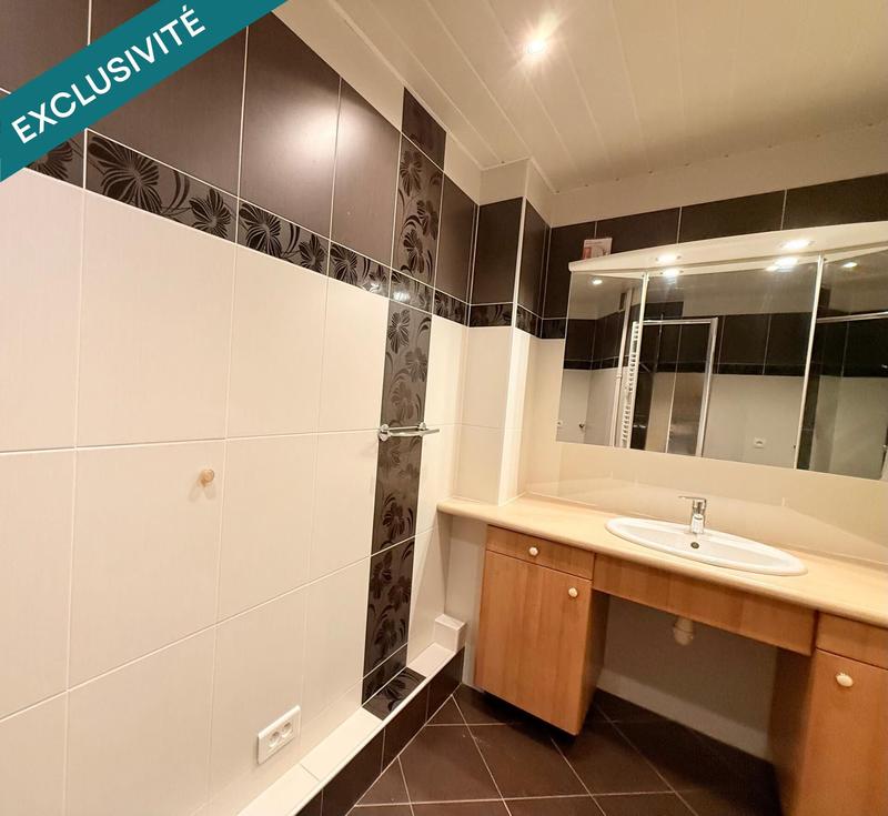 Appartement - 82 m² - 4 pièces