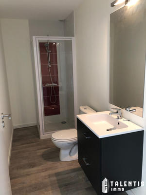 Local commercial - 25 m² - 1 pièce