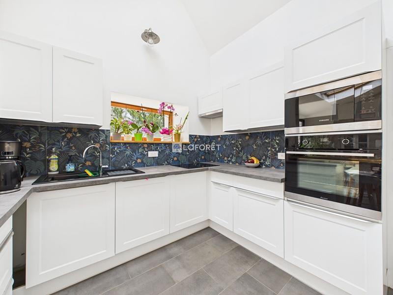 Maison - 190 m² - 8 pièces