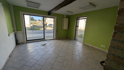 Maison - 280 m² - 6 pièces