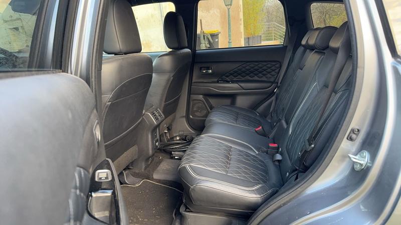 Mitsubishi Outlander 2.4 Mivec 224 Plug in Hybrid 4wd Bva Instyle - Toit ouvrant