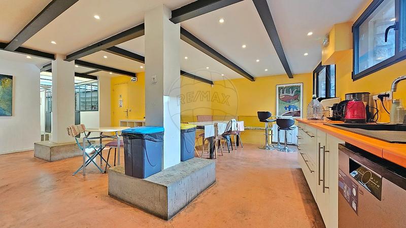 Entrepôt - 400 m² - 10 pièces