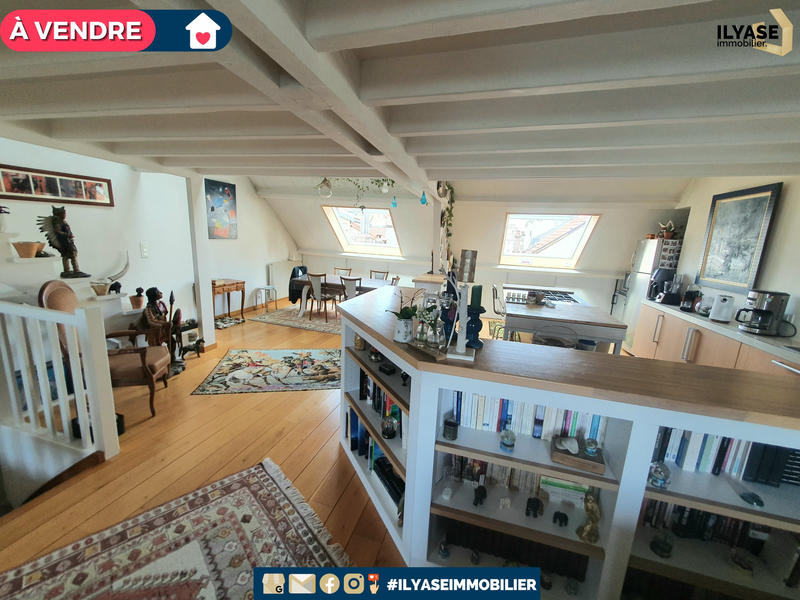 Triplex - 203 m² - 6 pièces