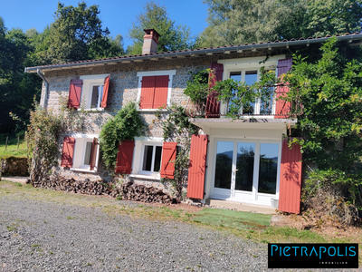 Maison - 166 m² - 7 pièces