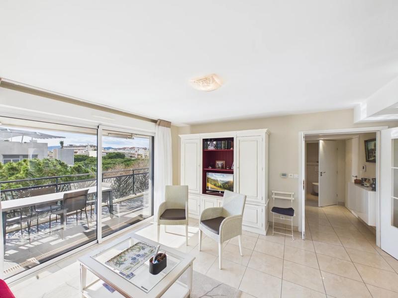 Appartement - 77 m² - 3 pièces