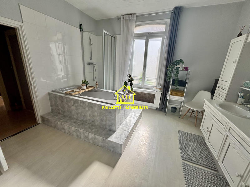 Maison - 146 m² - 6 pièces