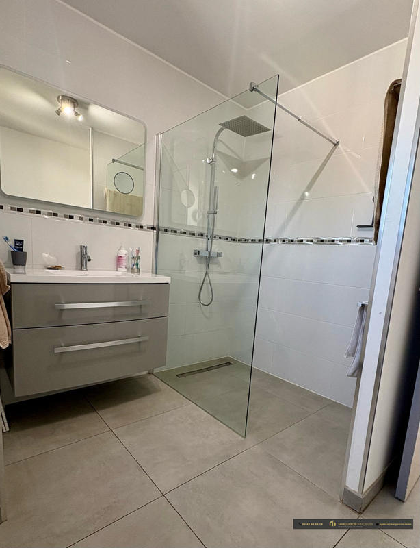 Villa - 100 m² - 4 pièces