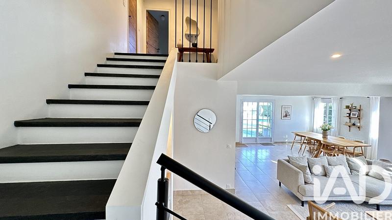 Maison - 177 m² - 6 pièces