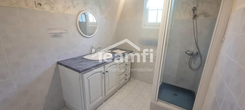 Maison - 143 m² - 7 pièces