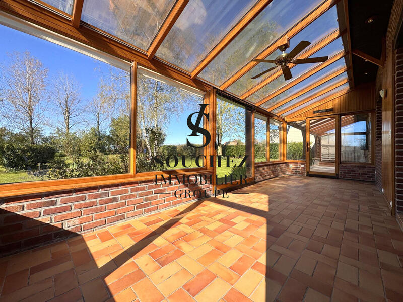 Maison - 205 m² - 8 pièces