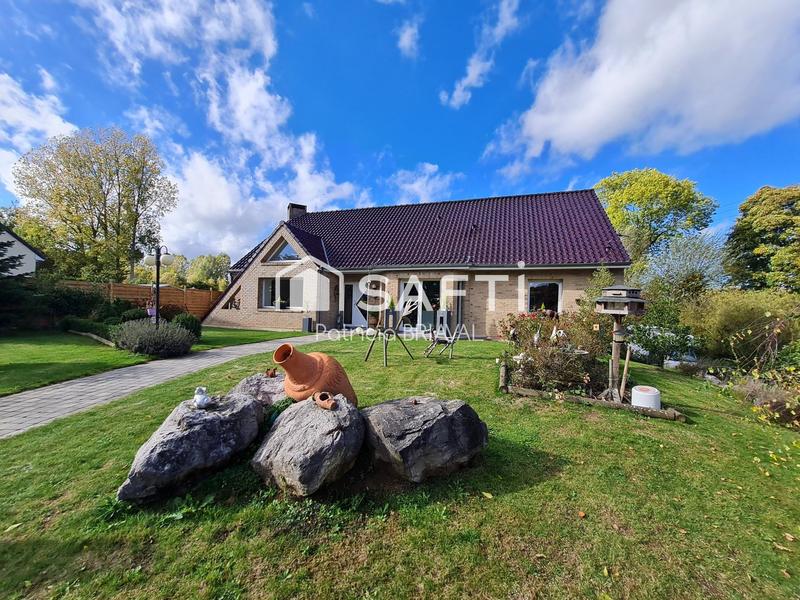 Maison - 137 m² - 7 pièces