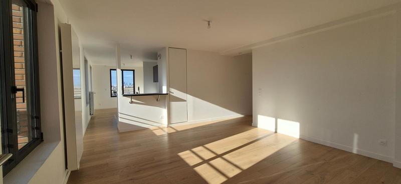 Appartement - 95 m² - 5 pièces