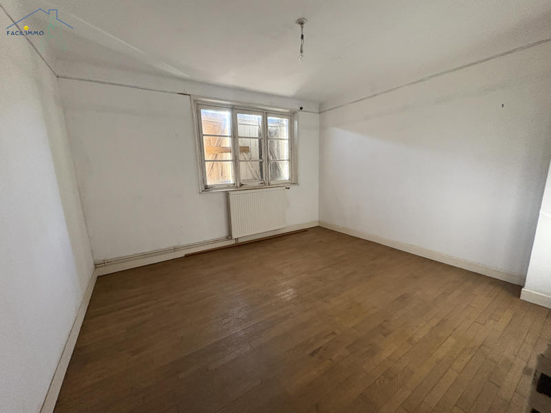 Maison - 108 m² - 7 pièces