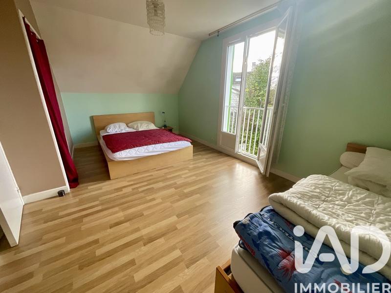 Maison - 137 m² - 6 pièces