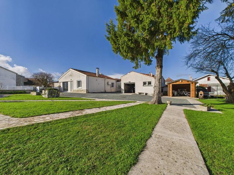 Maison - 95 m² - 3 pièces