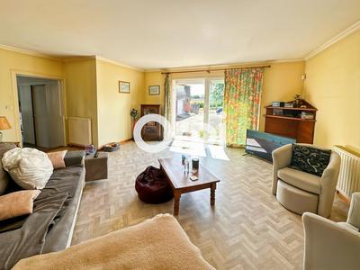 Maison - 160 m² - 3 pièces