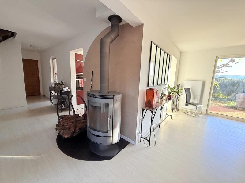 Maison - 140 m² - 5 pièces