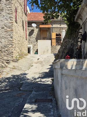 Maison - 56 m² - 5 pièces