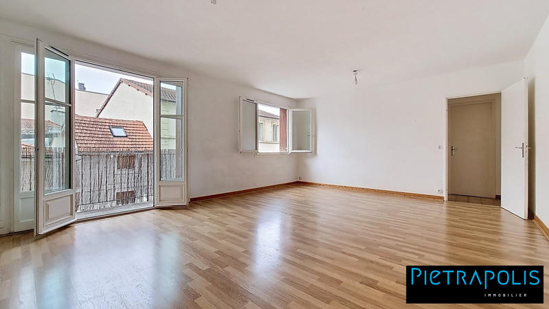 Appartement - 94 m² - 4 pièces
