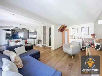 Maison - 124 m² - 7 pièces