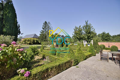 Maison - 183 m² - 7 pièces