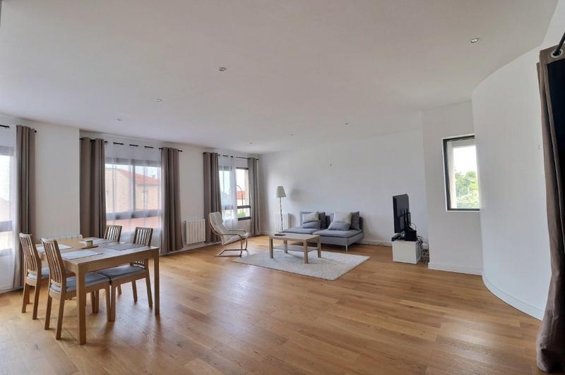 Appartement - 82 m² - 4 pièces