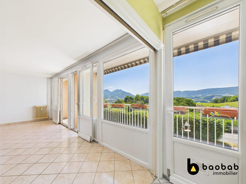 Appartement - 81 m² - 4 pièces