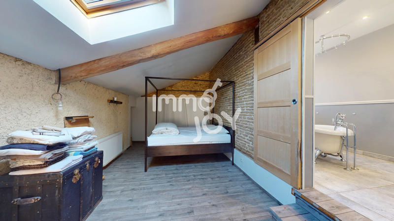 Maison - 308 m² - 6 pièces