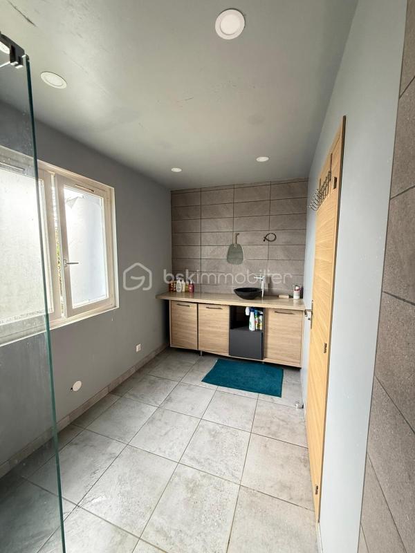 Maison traditionnelle - 173 m² - 5 pièces