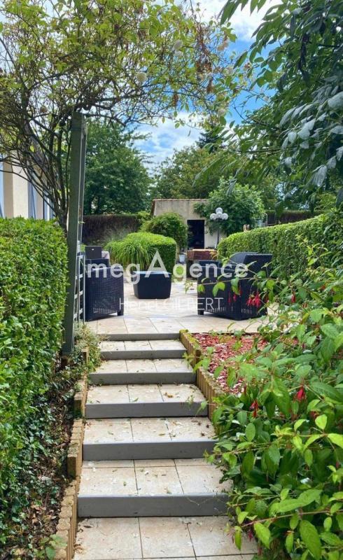 Maison traditionnelle - 103 m² - 6 pièces