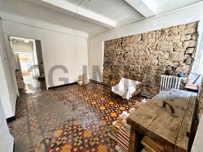 Maison - 200 m² - 12 pièces