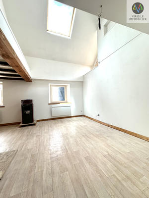Immeuble - 218 m² - 12 pièces