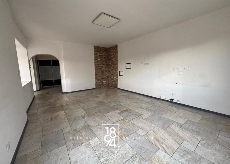 Maison - 143 m² - 5 pièces