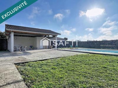 Maison - 143 m² - 5 pièces