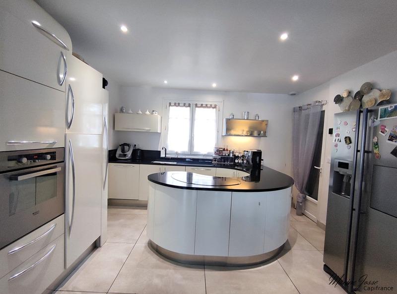 Maison - 114 m² - 4 pièces