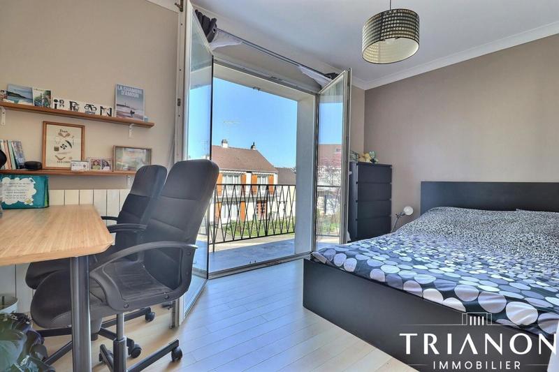 Maison - 157 m² - 8 pièces