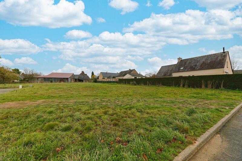 Terrain constructible - 1 200 m²