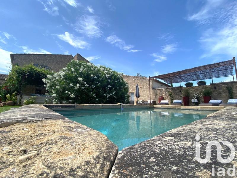 Maison - 420 m² - 14 pièces