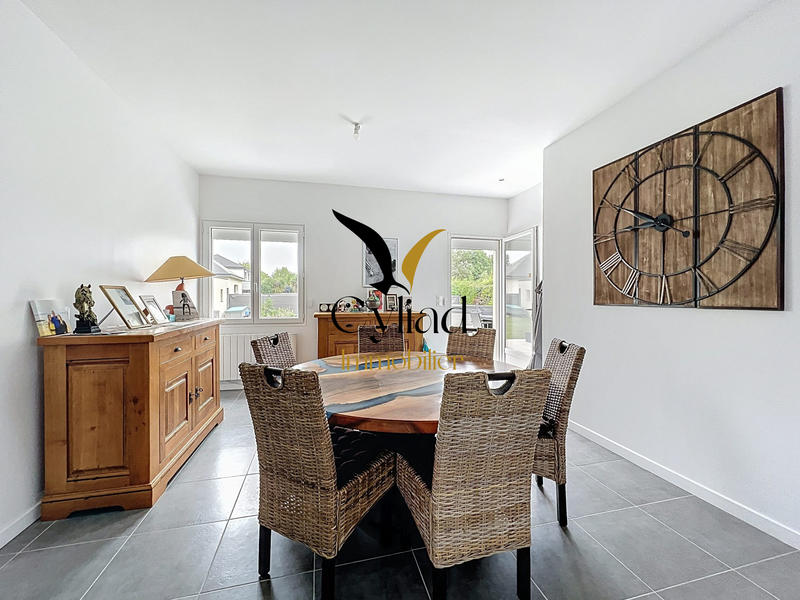 Maison - 140 m² - 4 pièces