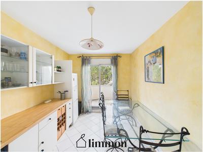 Appartement - 79 m² - 3 pièces