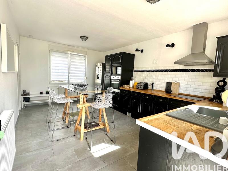 Maison - 140 m² - 5 pièces