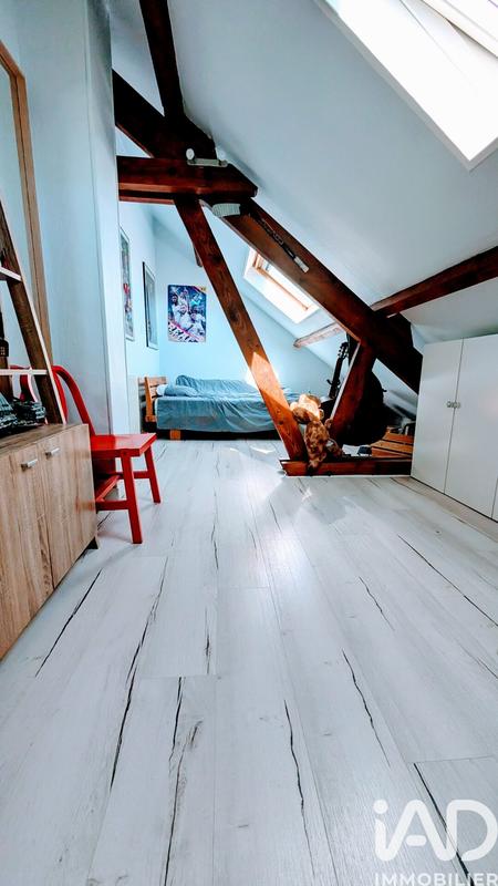 Maison - 199 m² - 7 pièces