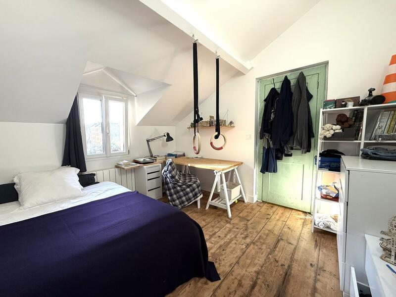 Maison - 77 m² - 5 pièces