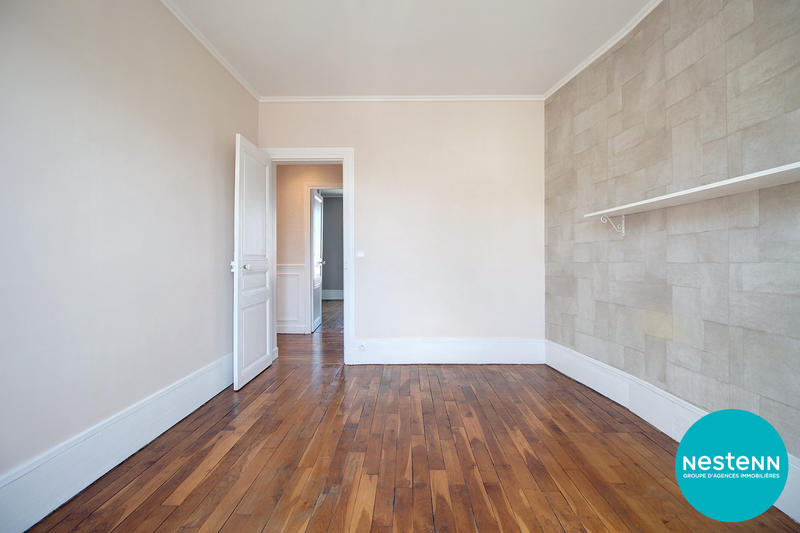 Appartement - 82 m² - 3 pièces