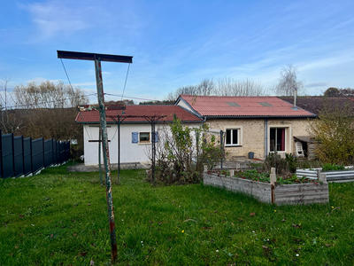 Maison - 104 m² - 4 pièces